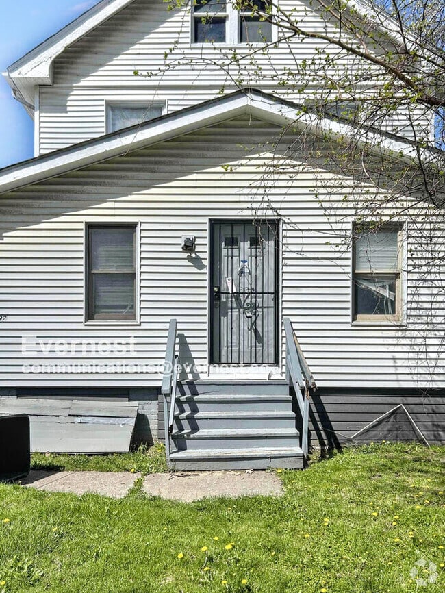 Building Photo - 3992 E 52nd St Unit 2 Rental