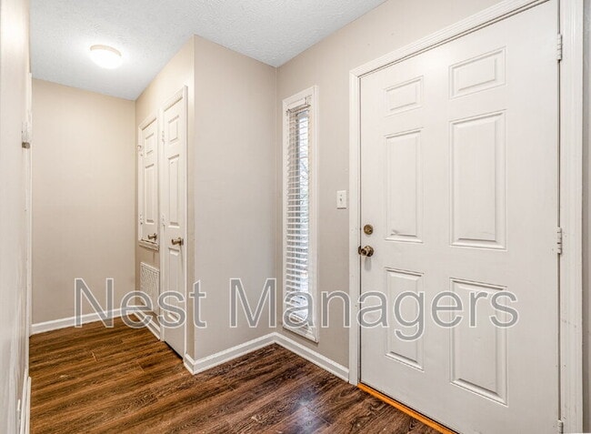 Photo - 6813 Willowbrook Dr