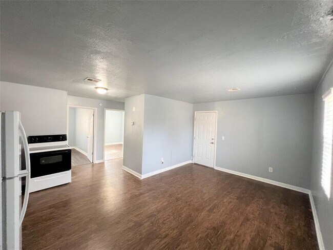 Photo - 119 S K Ave