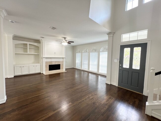 Photo - Stunning 4/3/2 Townhome in the Museum District !!!