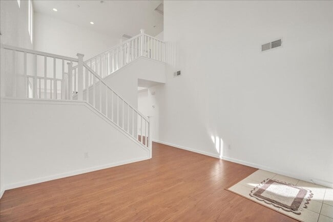 Photo - 3497 Loggerhead Way