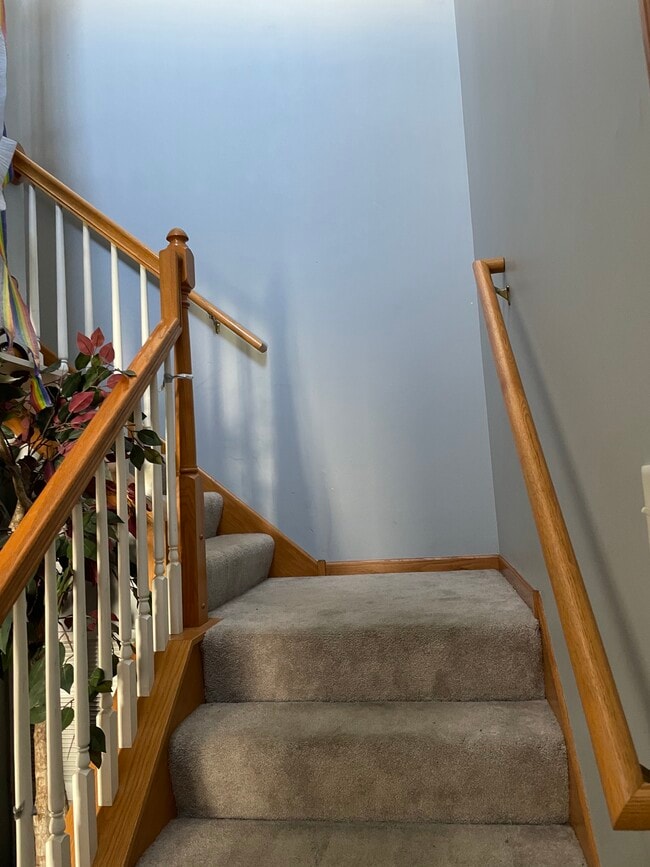 Photo - 652 Cobblestone Way