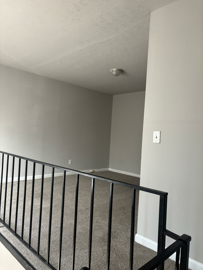 3999581042094669624.JPG - South of Maple Apartments