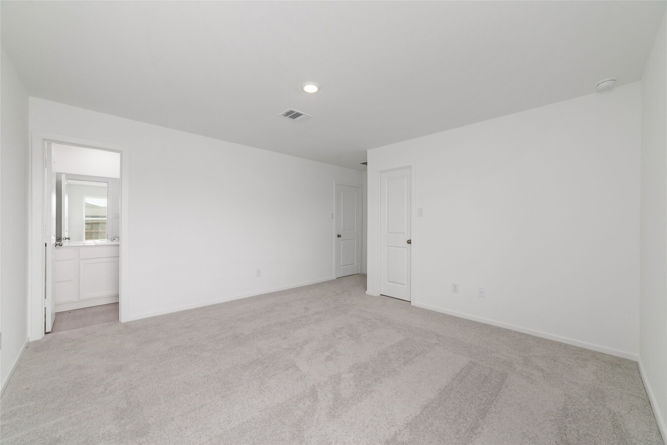 Photo - 3064 Huntersville Dr