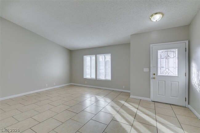 Photo - 2340 Belvedere Dr