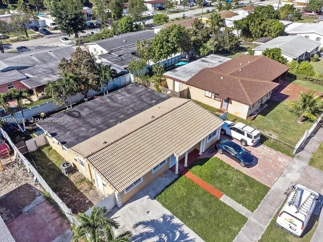 Photo - 17200 NW 51st Pl Unit B
