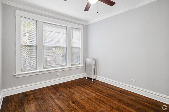 4BR, 2BA - 1,500SF - Primary Bedroom