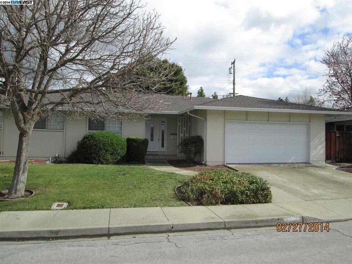 Spacious 4 bed 2 bath home in Fremont. Exc... - Spacious 4 bed 2 bath home in Fremont. Exc...