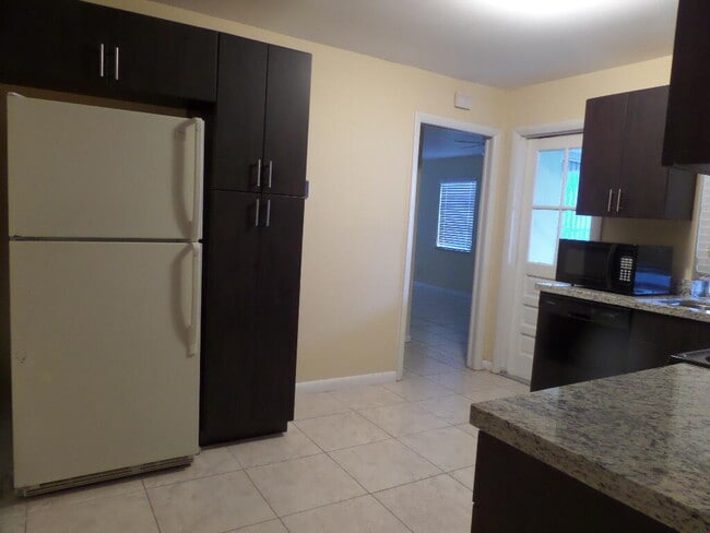 Photo - 9145 E Highland Pines Blvd