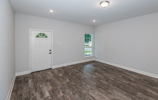 Photo - 7705 Pin Oak St