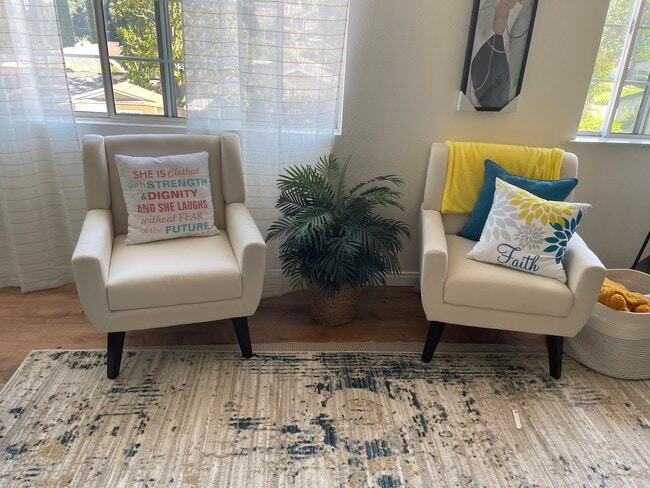 Photo - 535 N Yucca Ridge Rd Unit ADU