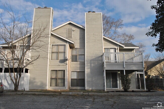 Building Photo - 7534 Windsor Oaks Rental
