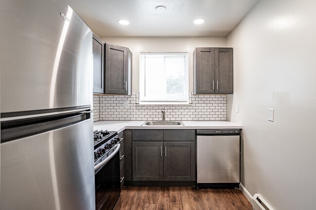 Sweetbriar Apartments