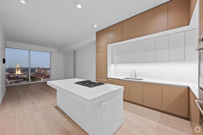Building Photo - 313 W 17th St Unit 2603 Rental