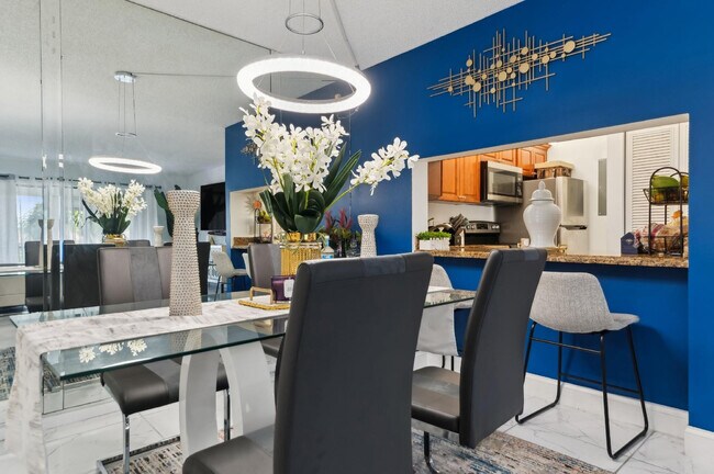 Photo - 608 Sea Pine Way Unit D2