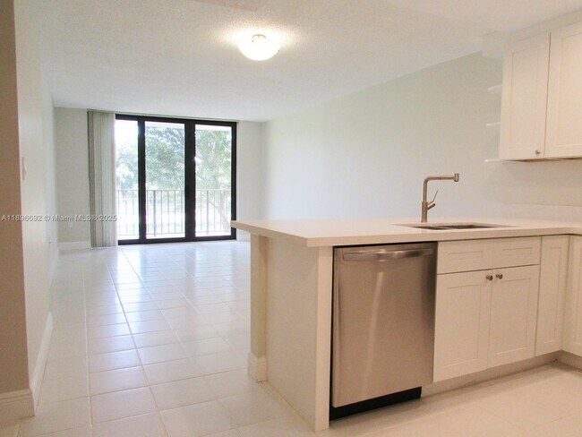 Photo - 13020 SW 92nd Ave Unit A209
