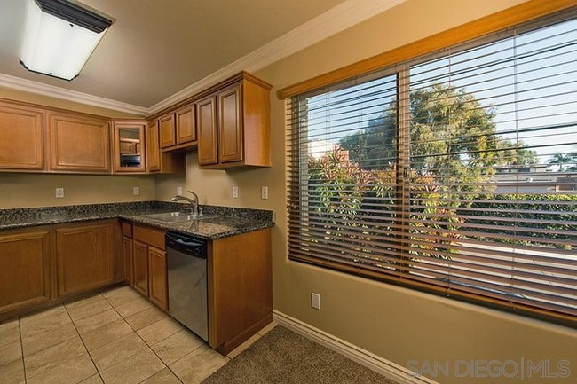 Photo - 1450 Iris Ave Unidad 38