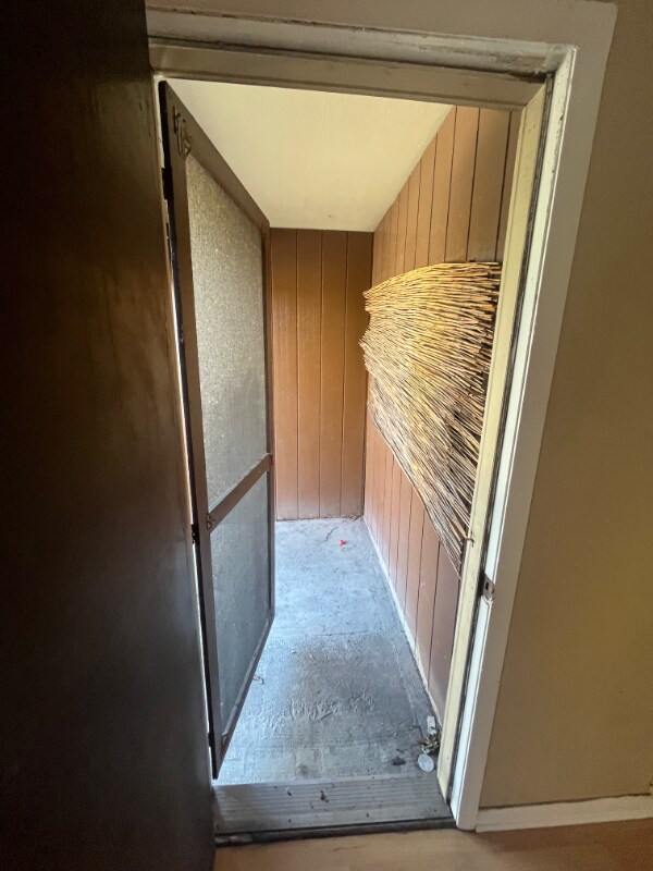 Photo - 9826 Sayre Ave Unidad 16