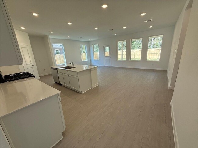 Photo - 3032 Waterwood Pass Dr