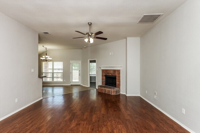 4525 Grainland Ct