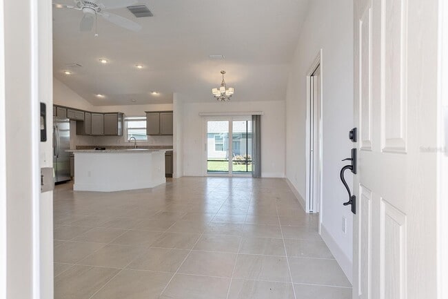 Photo - 6385 Danielson Lp