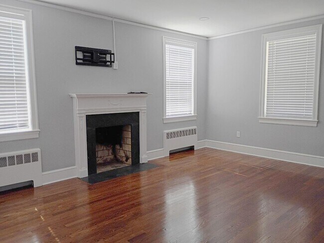 Photo - 423 Chestnut St Unit 1