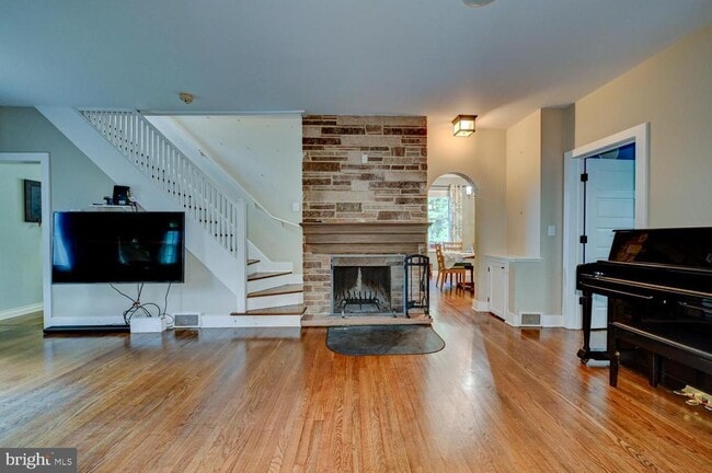 Photo - 353 Cherry Hill Rd
