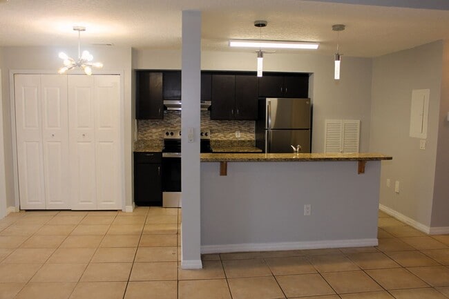 Photo - Lovely Condo for rent