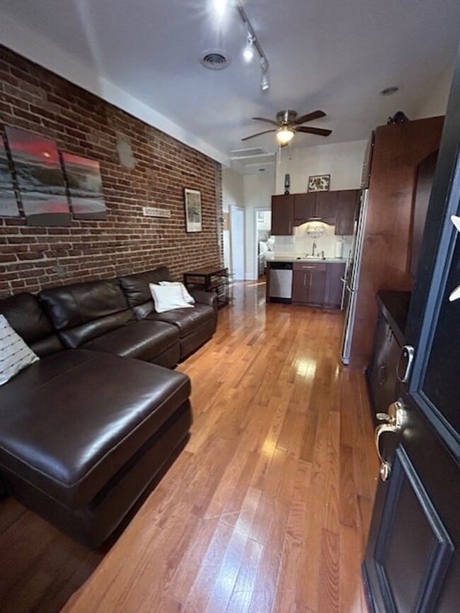Photo - UNFURNISHED DOWNTOWN APARTMENT