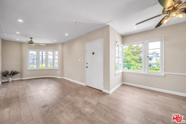 Photo - 1546 S Holt Ave