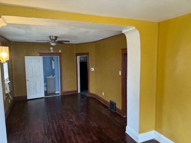 Photo - 15203 Dearborn St