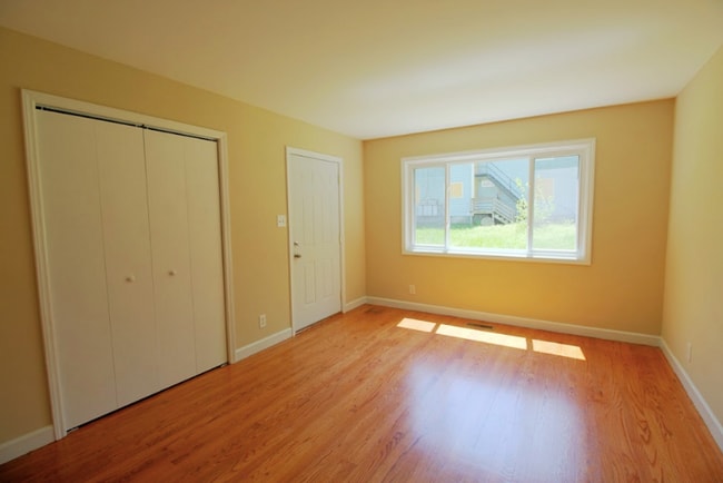 Photo - 2 Bedroom Apartment Located 1 Block From Duke's East Campus!