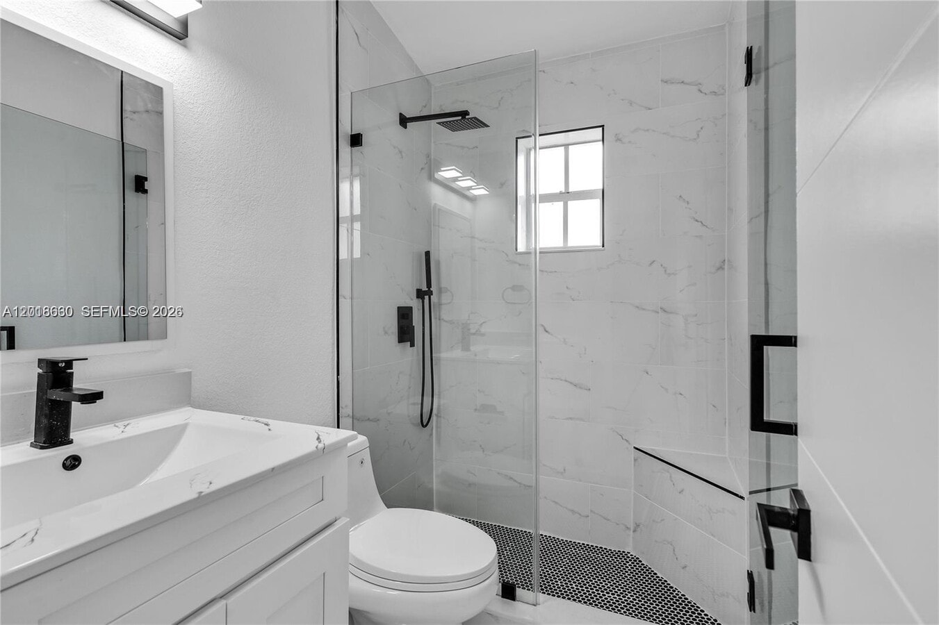 Photo - 2195 W 5th Ave