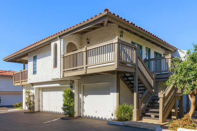 **LARGE 1 BEDROOM IN ECLECTIC ENCINITAS**1... - **LARGE 1 BEDROOM IN ECLECTIC ENCINITAS**1... Condo