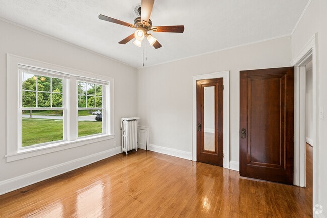 1BR, 1BA - 600SF - Second Bedroom