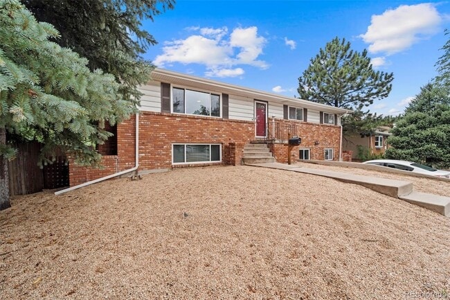 Photo - 2352 N Circle Dr