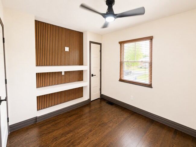 Photo - Fully Renovated - Southend 4 bedroom!