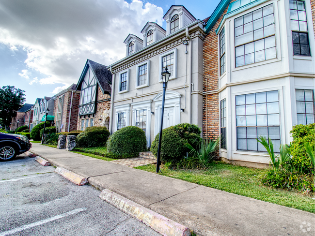 Building Photo - SunBlossom Cottages Rental