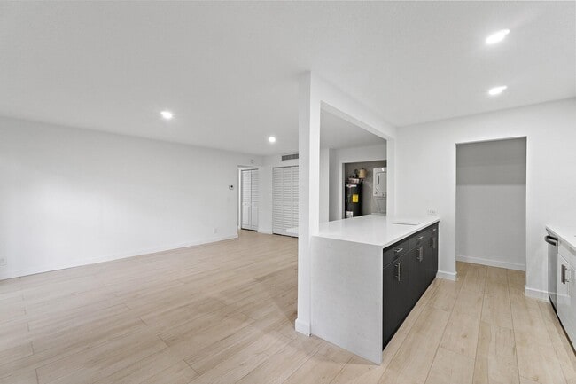 Photo - 150 Pineview Rd Unidad I4