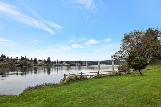 Within walking distance to Evergreen Rotary Park