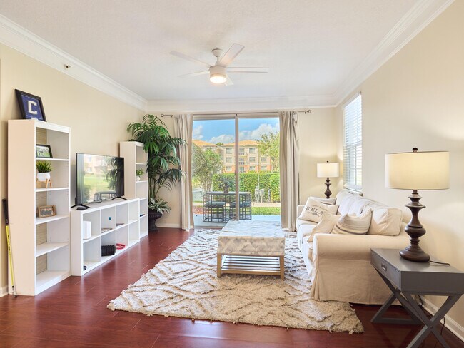 Photo - 9112 Myrtlewood Cir W