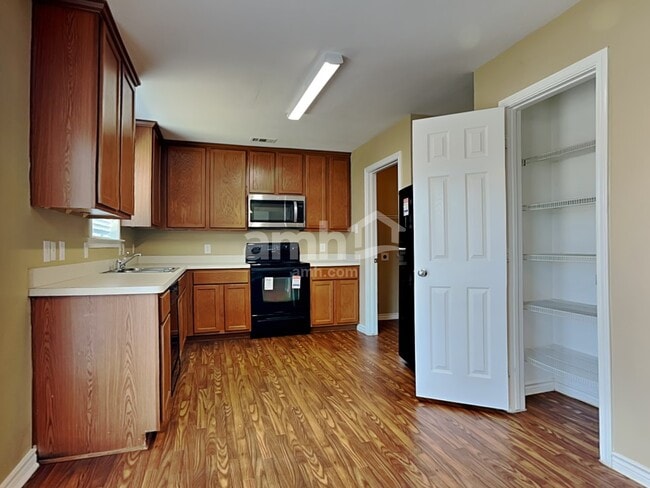 Photo - 8923 Wild Rose Ln
