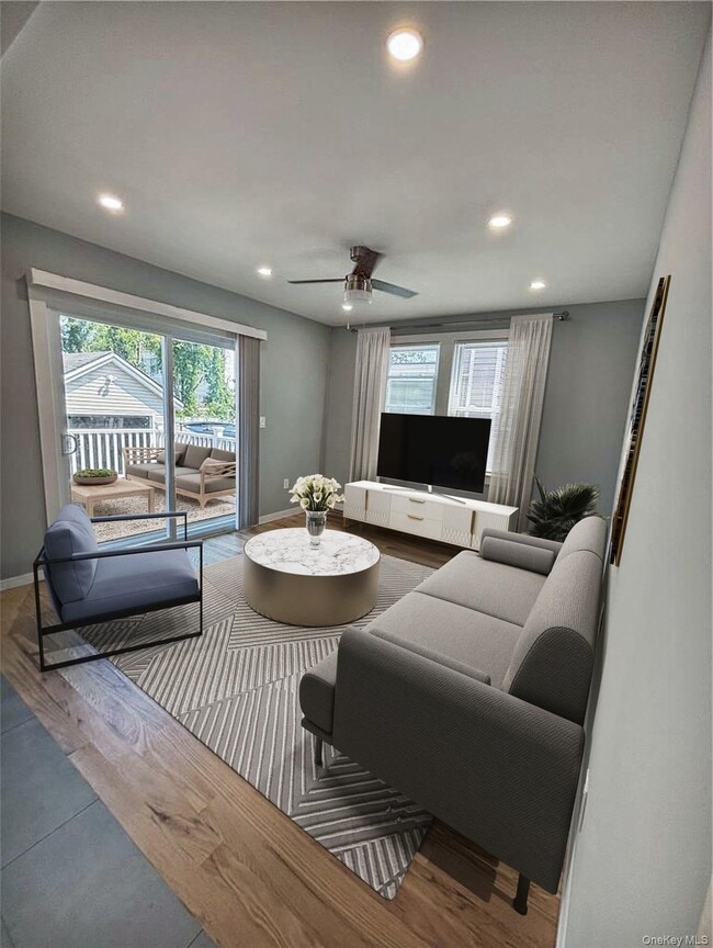 Photo - 89 N Grove St Unidad 1