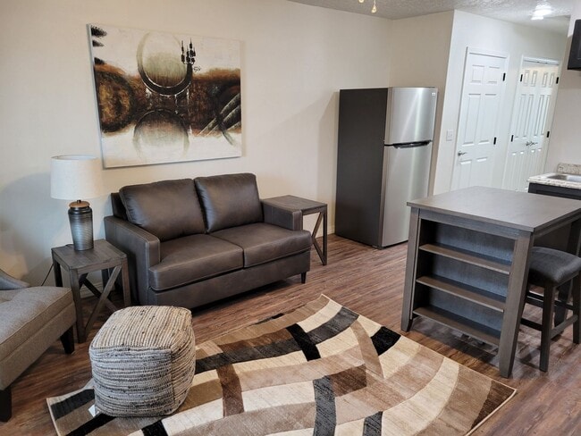NEW LUXURY ONE BEDROOM APARTMENT FULLY FUR... - NEW LUXURY ONE BEDROOM APARTMENT FULLY FUR... Unit 2501-F