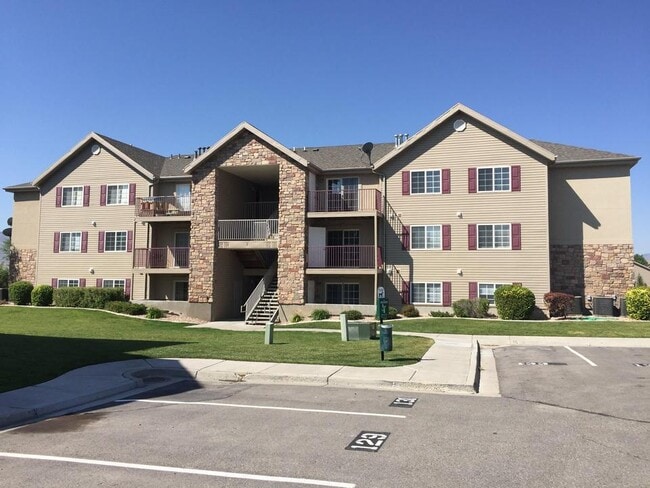 Photo - 139 W Ridge Rd