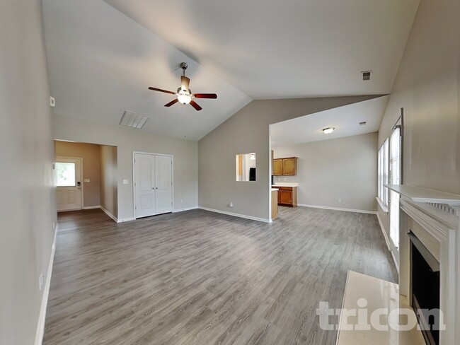 110 Newport Dr
