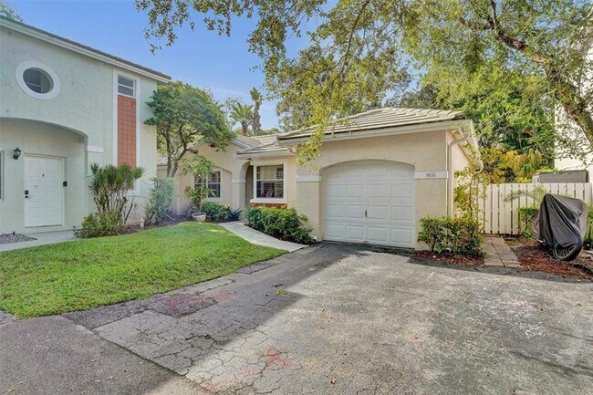 Photo - 9836 NW 9th Ct