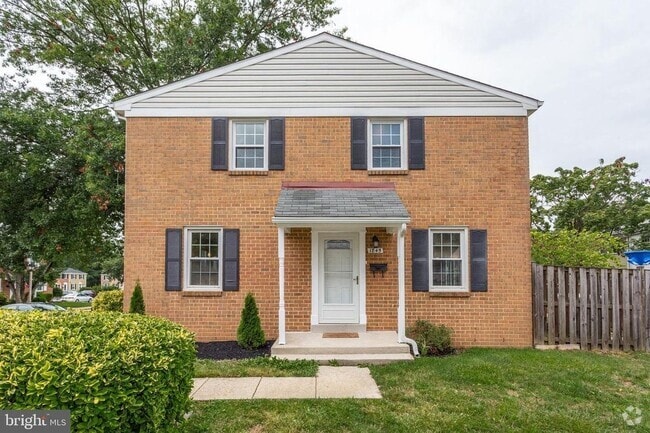 Building Photo - 1845 Sharwood Pl Rental