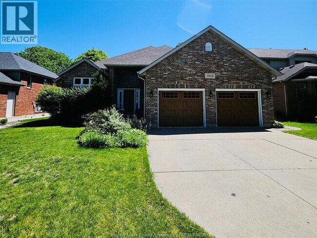 Photo - 3918 Northway Ave