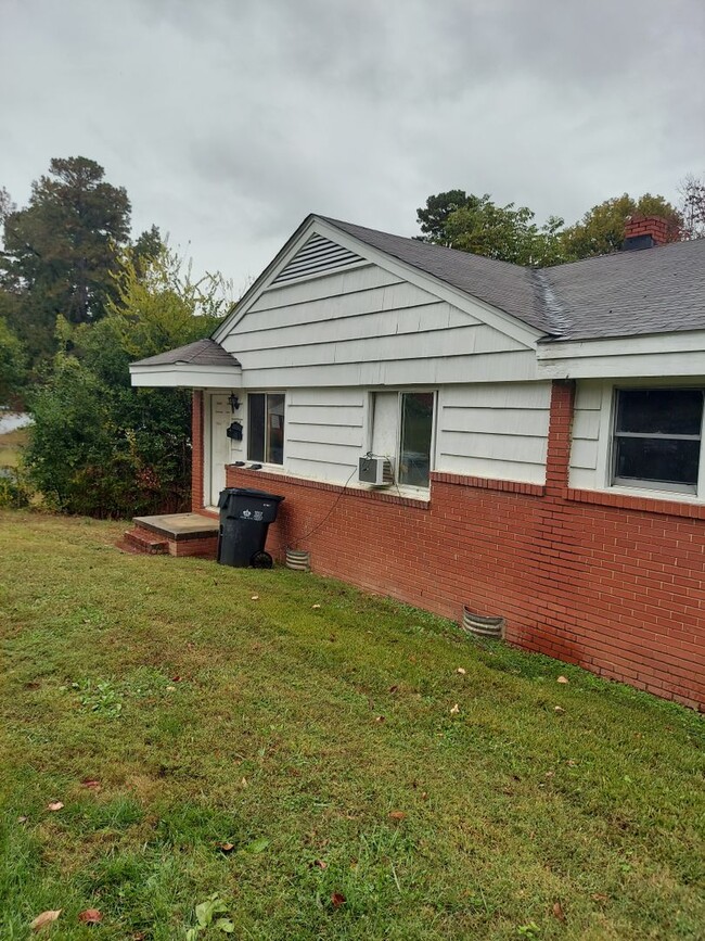 One-Story Duplex - One-Story Duplex House